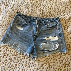 American Eagle Tomgirl Shorts